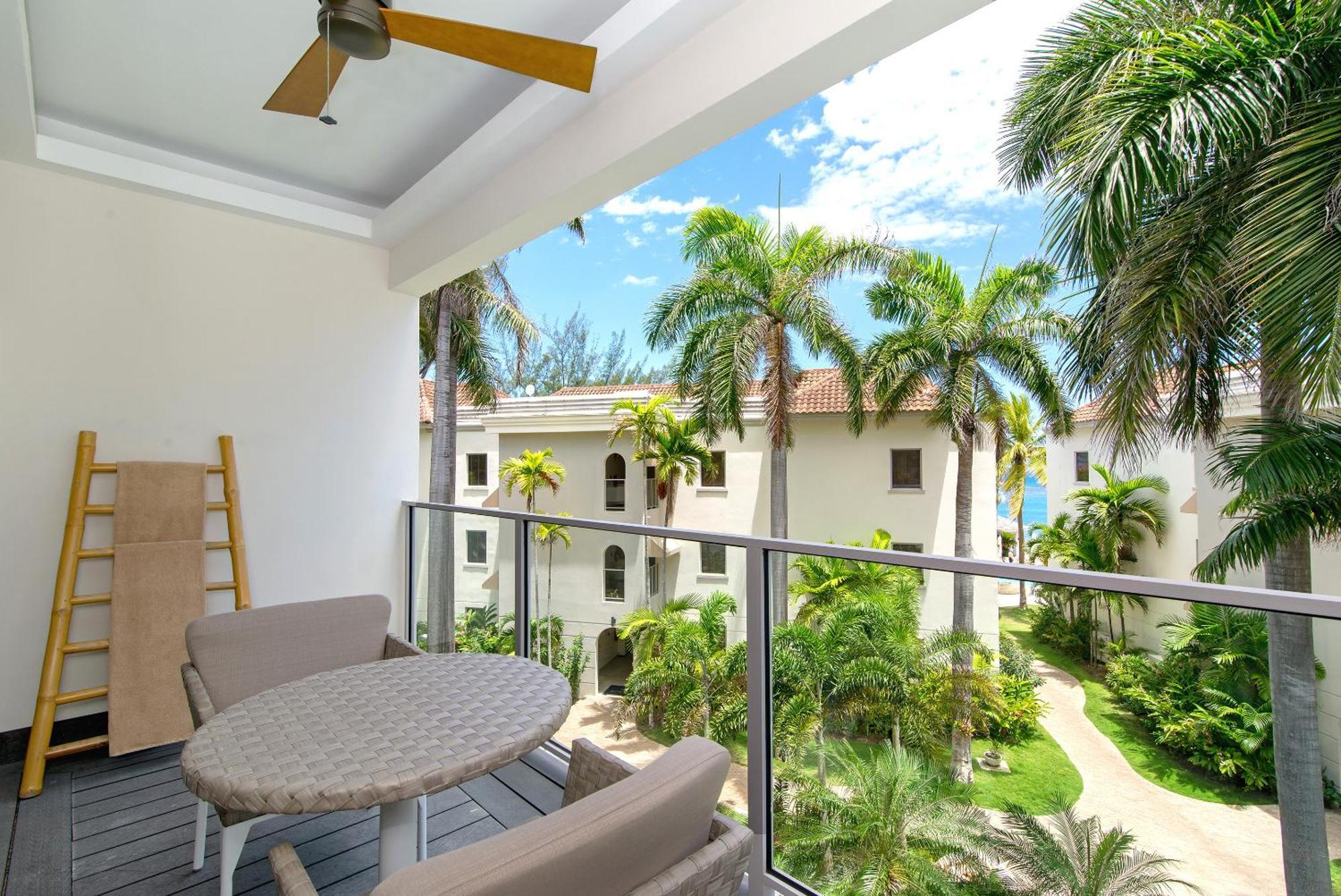 Junior Suite Tropical View King