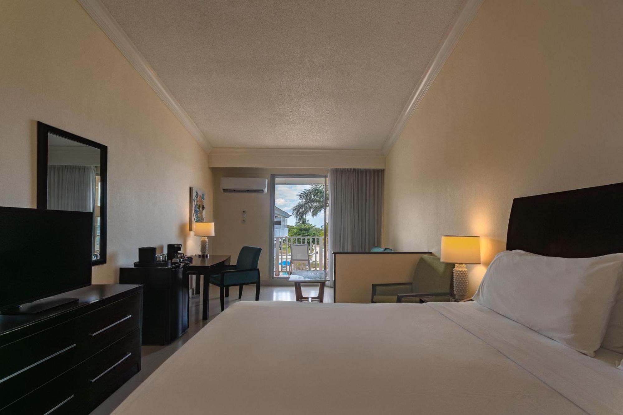 Privileged Junior Suite,1651180887:JPEG